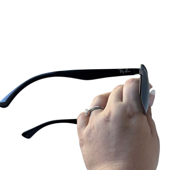 New without Tags Ray-Ban Black/Silver Aviator Sunglasses - Picture 3 of 14